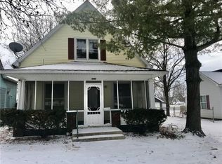 1109 Edgar Ave, Mattoon, IL 61938