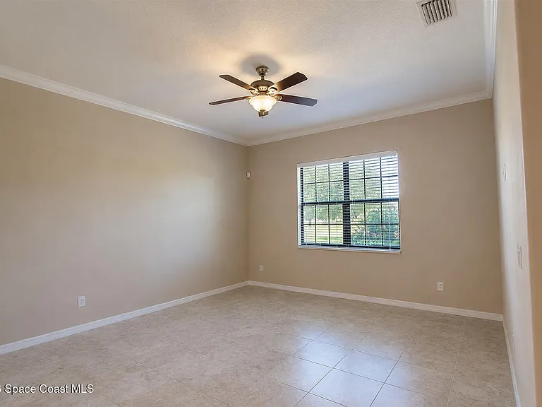 8810 Napolo Dr — Photo 10