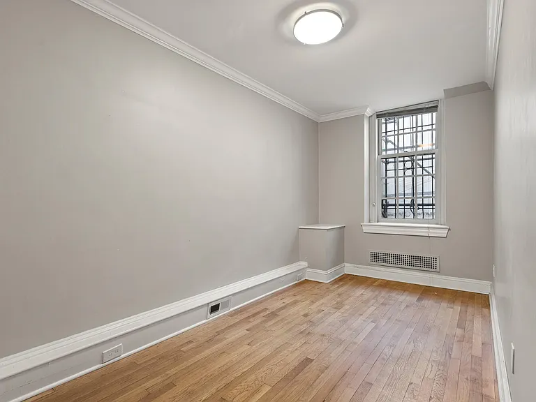 180 Commonwealth Ave #B — Photo 7