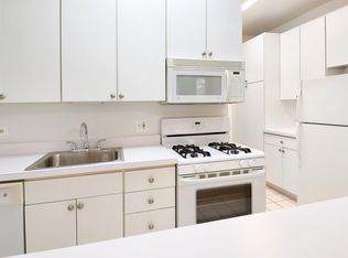 5615 N Winthrop Ave APT 1F, Chicago, IL 60660