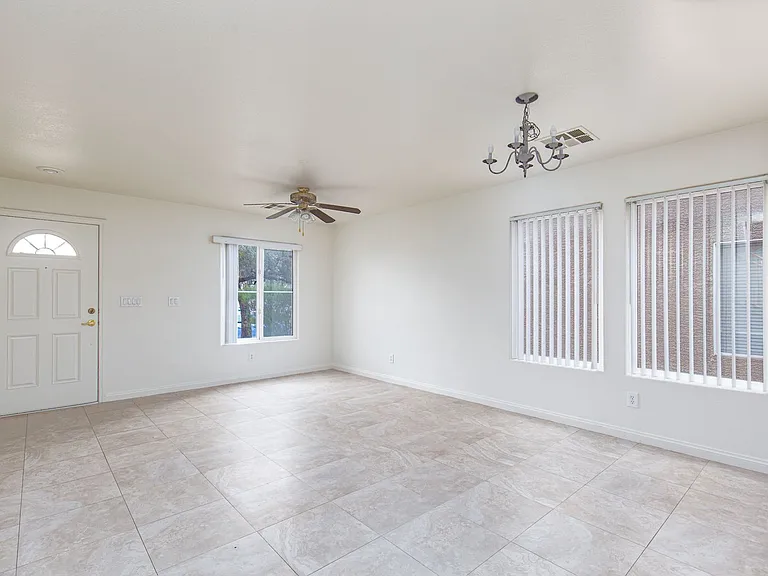 275 Calvino Ave — Photo 4
