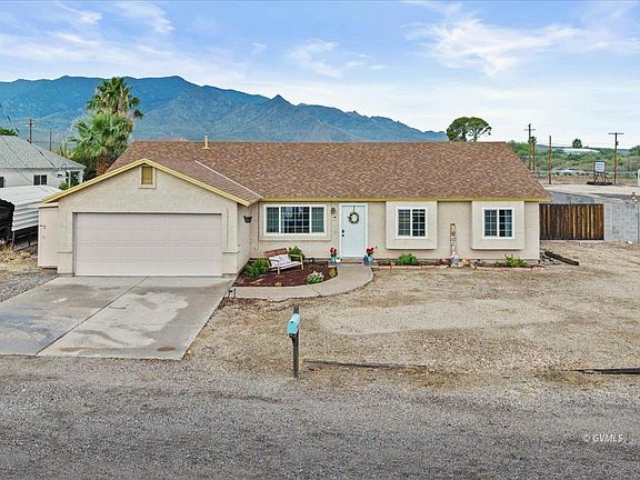 3rd image of 7446 S Branding Iron Rd