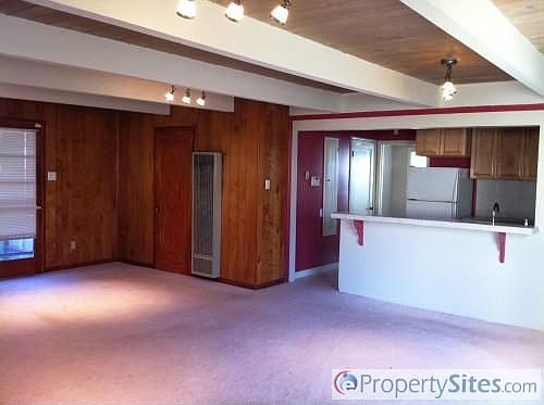 3rd image of 3024 Burnette St