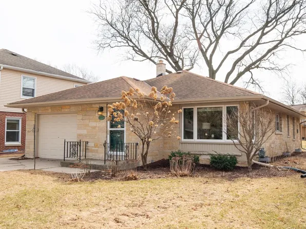 10117 West Sunset AVENUE, Wauwatosa, WI 53222