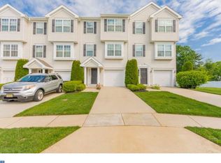 37 Highgrove Ct #12, Thorofare, NJ 08086