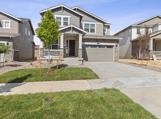 1054 S Eaton Park Ct, Aurora, CO 80018