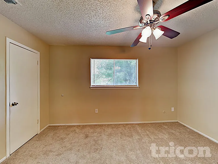 1308 Timberview Ln — Photo 7