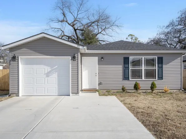 171 Oakwood Estates Court, Hollister, MO 65672