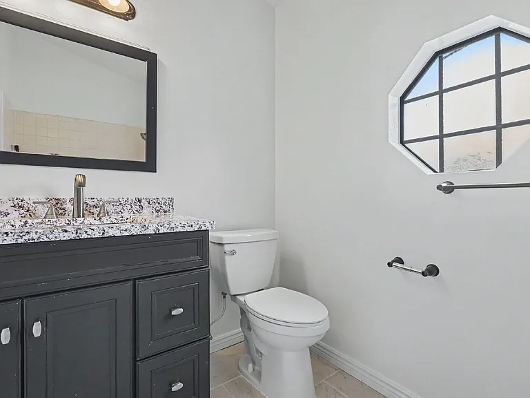 862 London Green Way — Photo 19