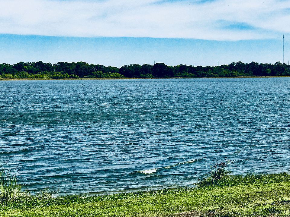 1st image of Highlands By The Lake Way