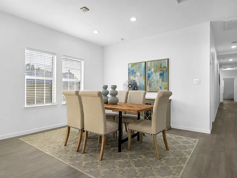 304 Milby St #1 — Photo 13