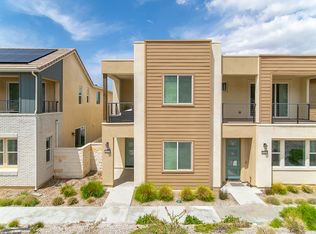 27218 Narrowleaf Willow Ln, Valencia, CA 91381