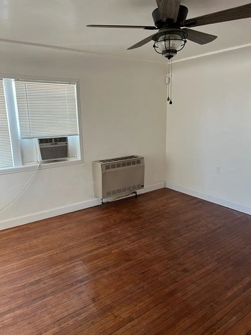 2 Bedroom/1 Bath Home - $1495 Per Month! — Photo 2
