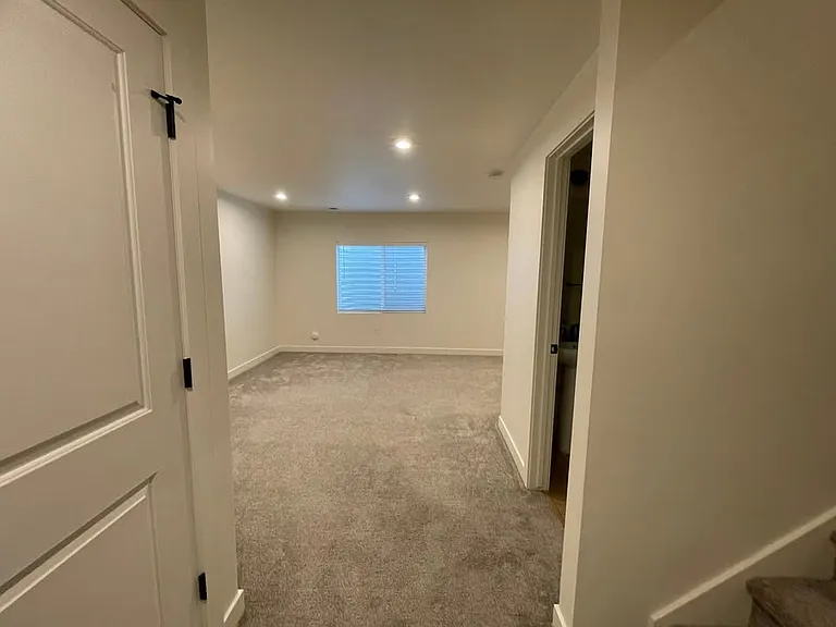 4356 E Hurstbourne Dr — Photo 15