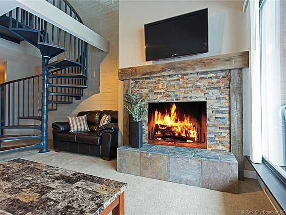 3rd image of 1509 Park Ave #419