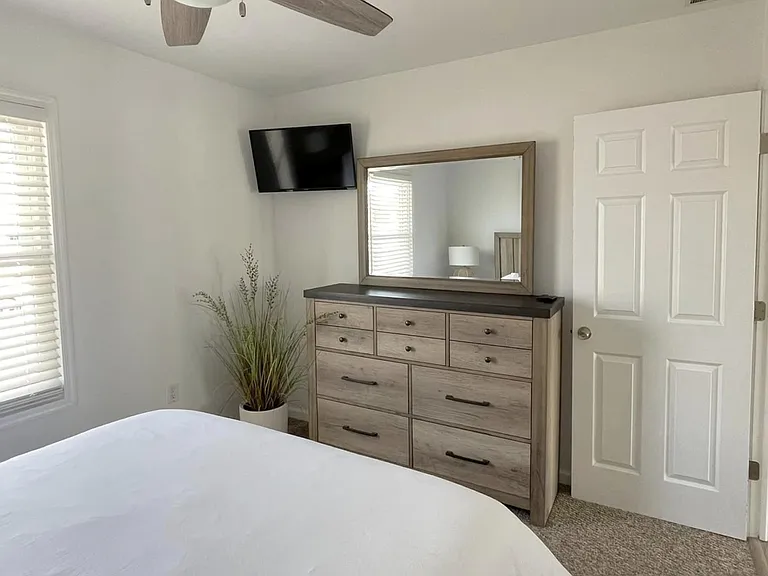 8 Rosalyn Dr — Photo 25