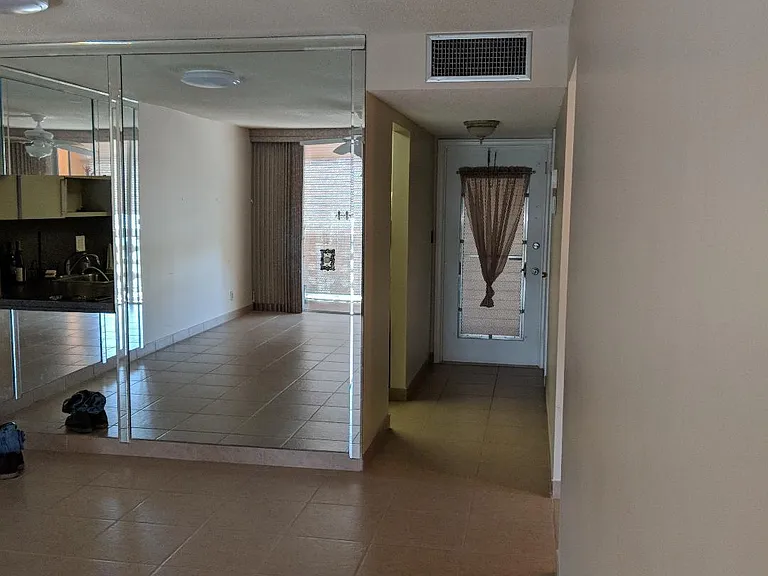 211 NE 8th Ave #209 — Photo 2