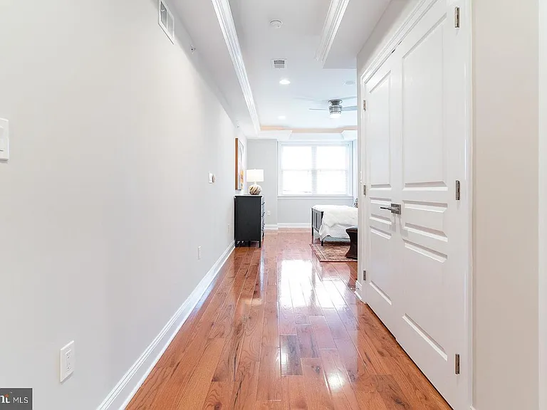 1232 S 23rd St — Photo 19