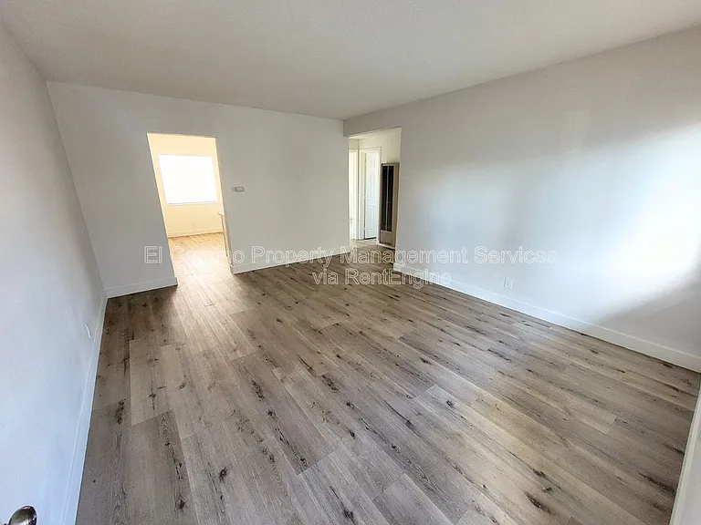 7722 Walker Ave #B — Photo 15