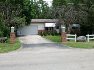 21243 S Hillside Rd, Frankfort, IL 60423