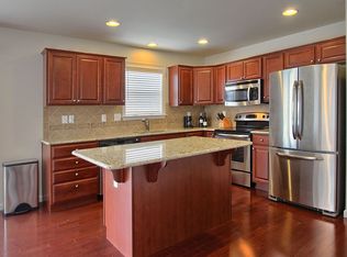 12 Vista Cir, Lemoyne, PA 17043