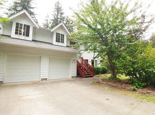 2131 Fall Valley Ln, Maple Falls, WA 98266