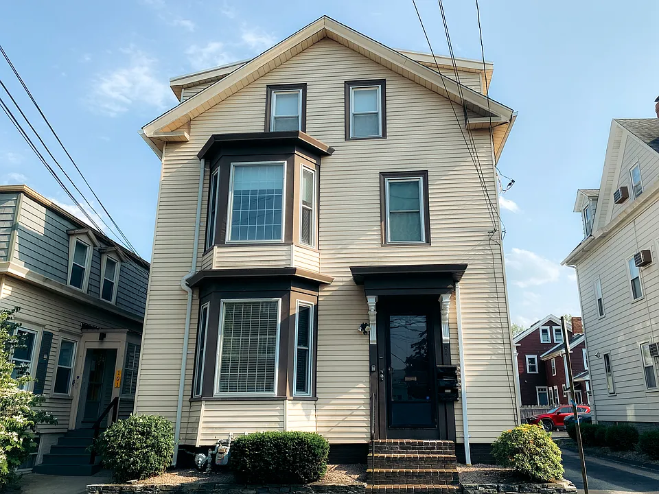 97 E Manning St #2