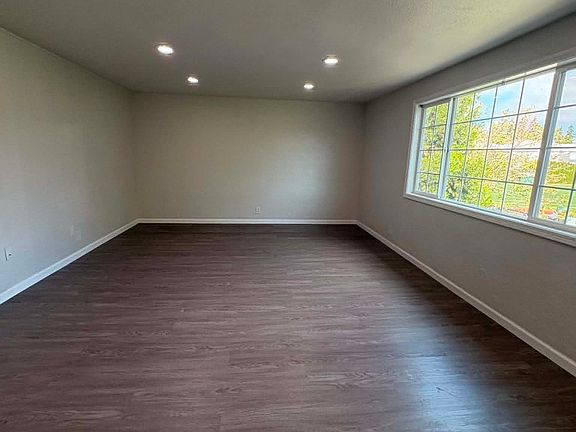2nd image of 1442 E 18th Ave APT 16