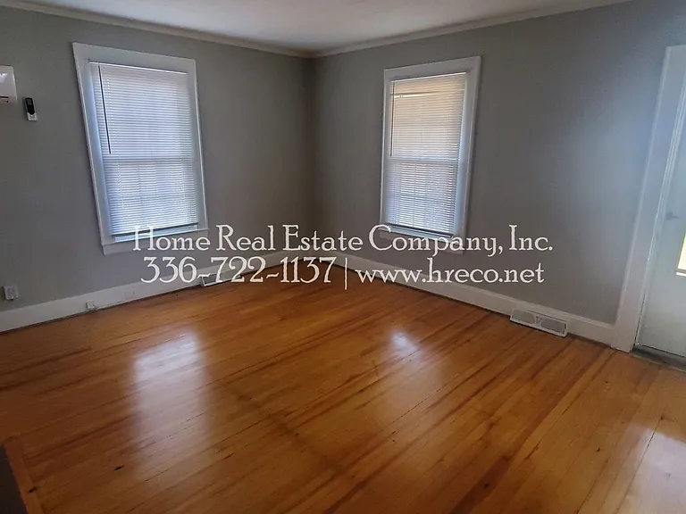 343 Alspaugh Dr — Photo 2