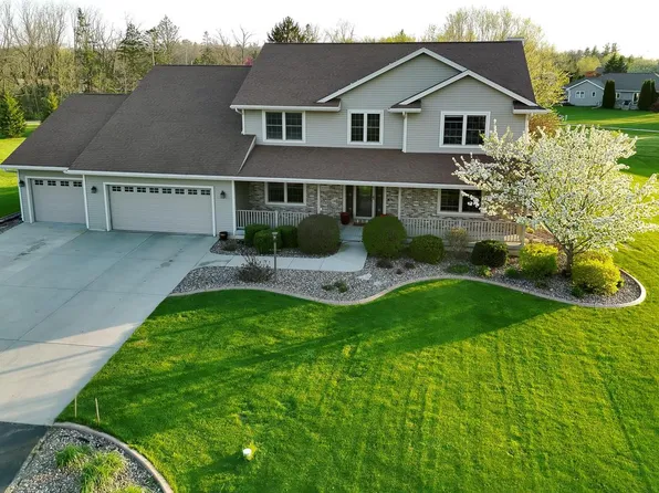 N5503 Boyke DRIVE, Fond Du Lac, WI 54937
