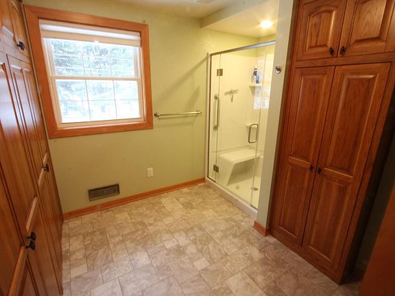 5th image of 318 E Monico St #E