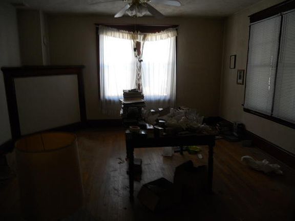 2nd image of 2728 Mansfield St NE
