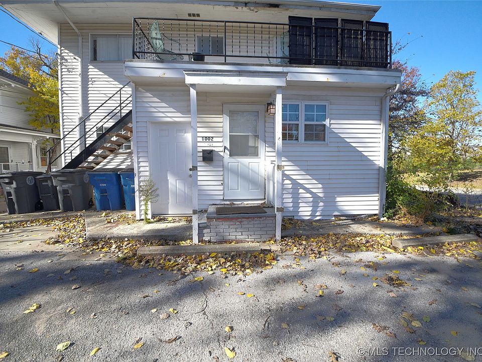 1st image of 1002 E 15th St #1