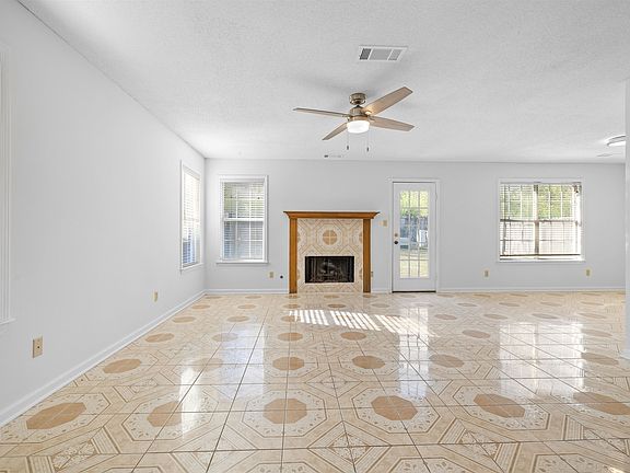 4th image of 7361 Appling Ridge Dr