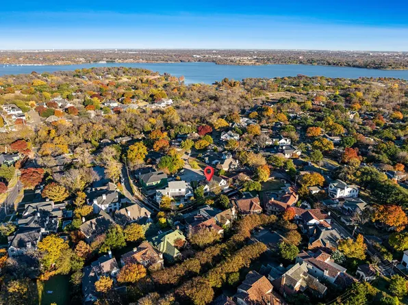 7004 Irongate Ln, Dallas, TX 75214