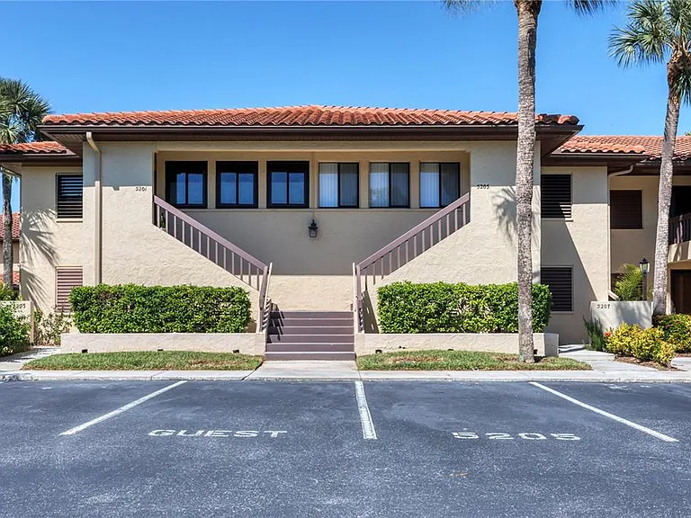 5205 Lake Village Dr #16 — Photo 27