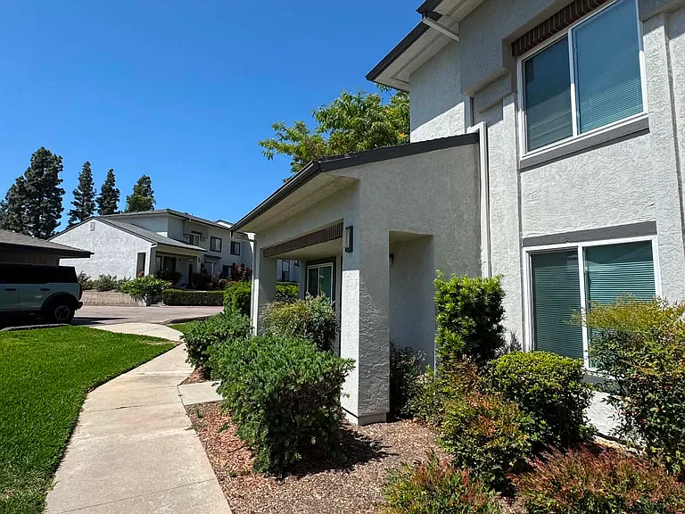 10628 Queen Jessica Ln — Photo 3