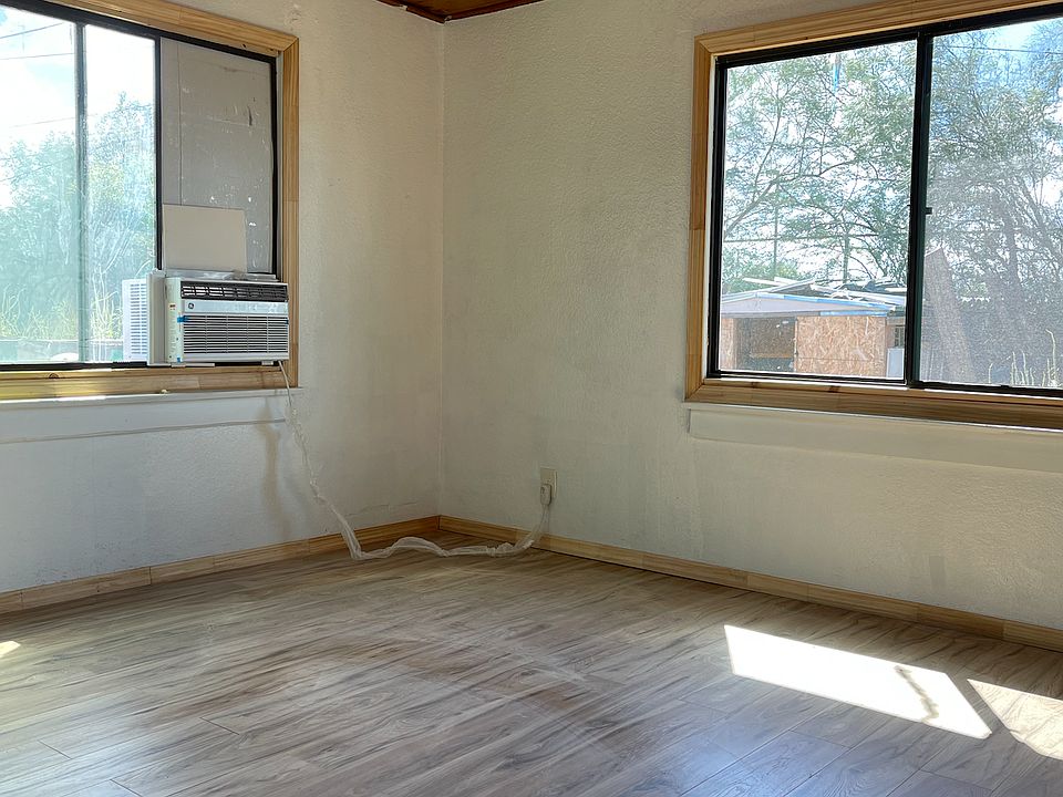 Building Photo 3