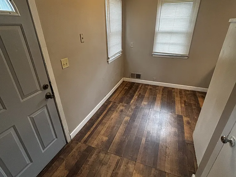1713 Cole Creek Dr — Photo 10
