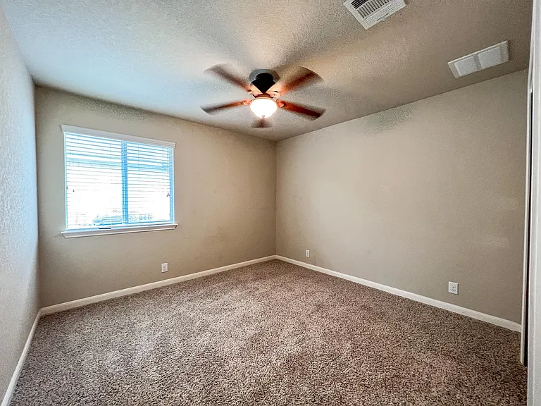 923 Avery Pkwy #2 — Photo 20