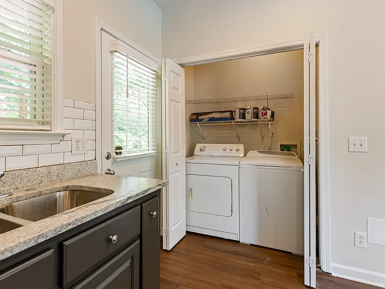 1311 Cashmere Dr — Photo 26