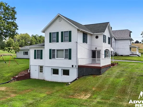 181 E Cherry St, Dushore, PA 18614