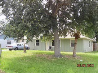 2497 SE Calusa Ave, Port Saint Lucie, FL 34952