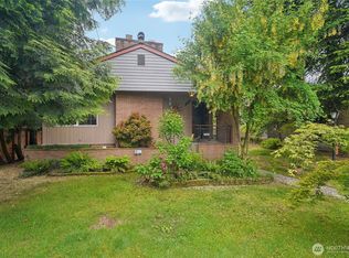 1209 SW 149th St, Seattle, WA 98166