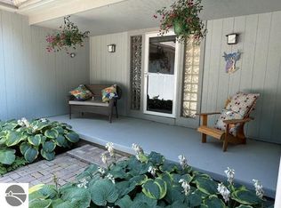 10559 Heather Ridge Rd, Traverse City, MI 49685