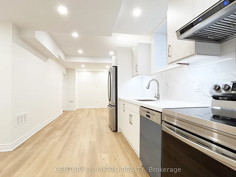 19 William Crawley Way — Photo 8