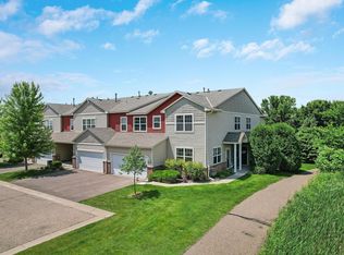 1656 White Pine Way UNIT H, Carver, MN 55315