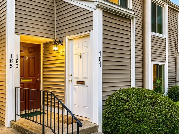 161 Nassau Dr #161, Springfield, MA 01129