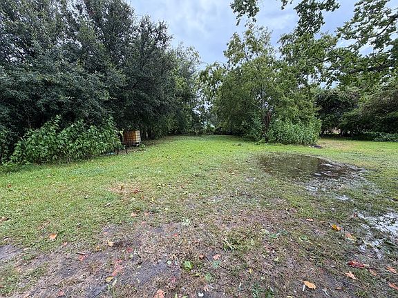 4th image of 724 Harding Ave