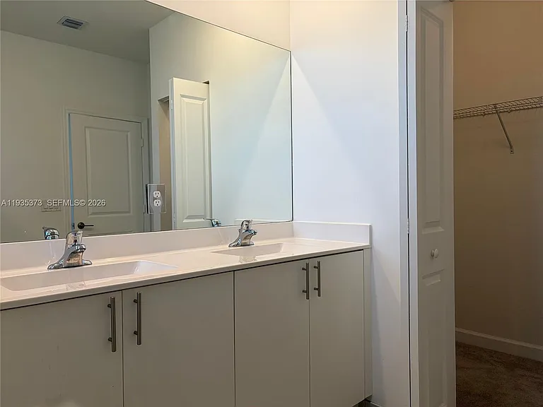 2661 SE 10th St #2661 — Photo 16